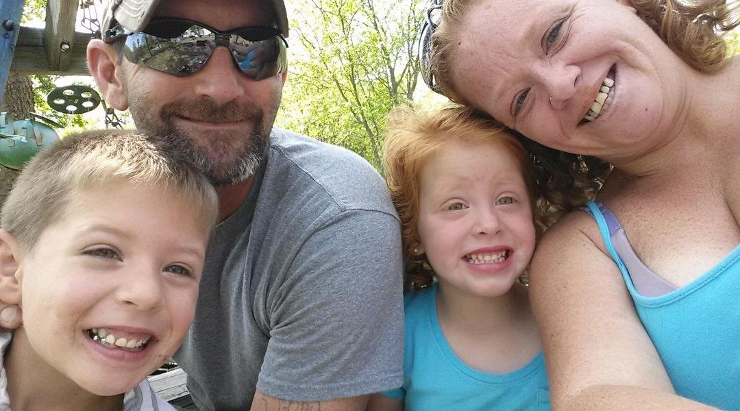 My beautifully imperfect family.... just missing my bugg...skylar.. blessed....