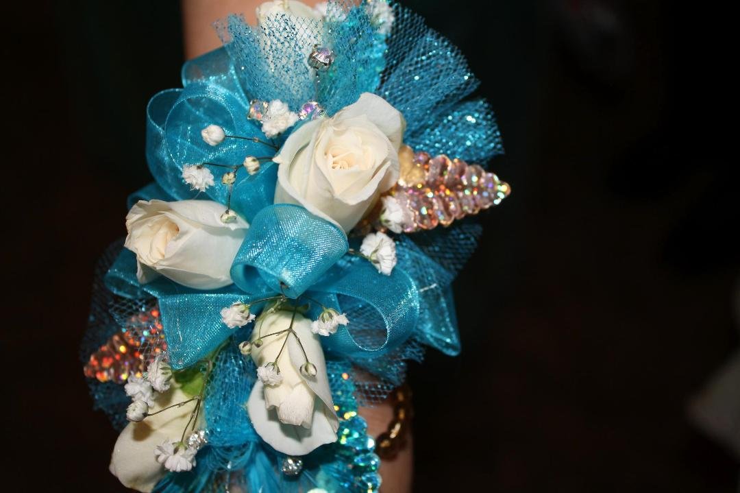 prom flowers