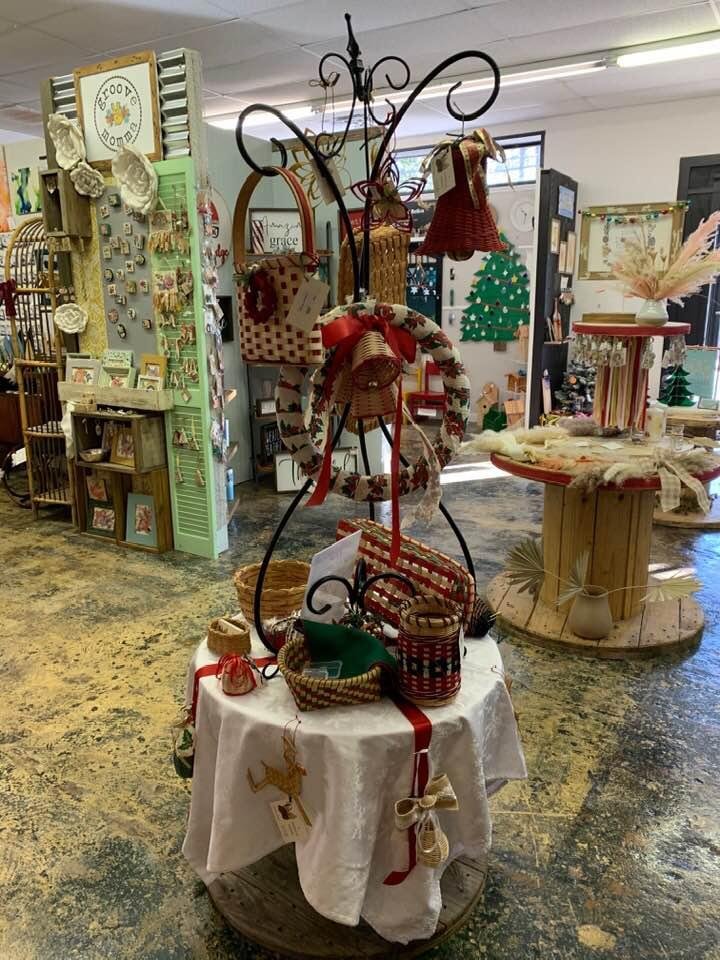 Just set up a small area in Twigg & Co. a great artisan’ shop in Aberdeen on Route 1 just north of route 5 junction. Even if you’re not into baskets, there is something for everyone. A great way to support local artists and