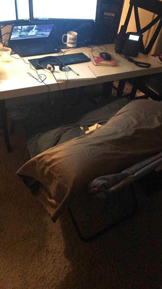 Ok I'm still looking for desk (free preferably), has to be over 5ft long if you hear of any please let me know. Dinning chairs and head board and sling chair 😂😂😂