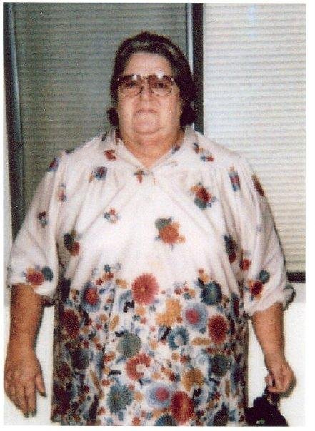This was taken in the middle of Sept.99, just before she passed away 9/30/99.