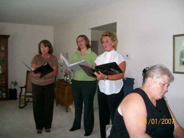 Nancy Graves' album, Pictures