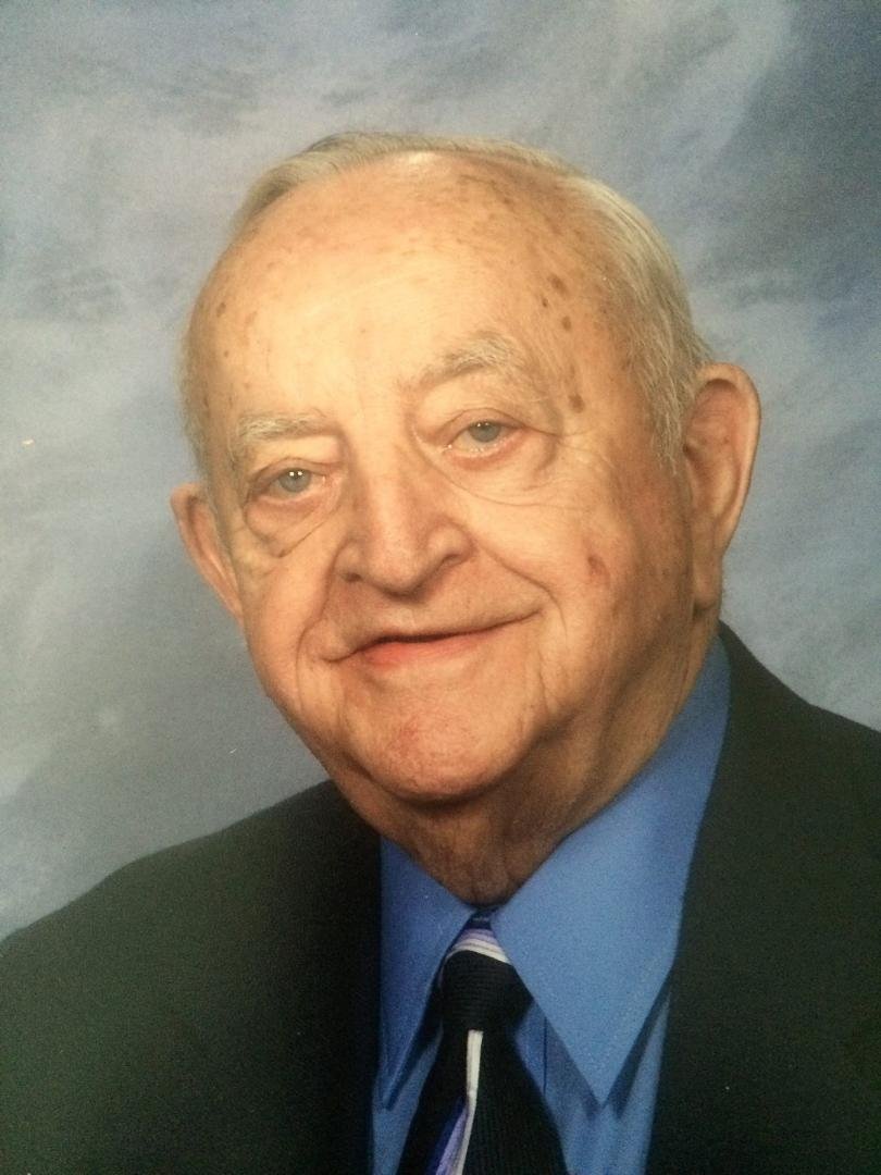 Missing my dad today. Wishing him a happy Father's Day in heaven. I'm sure he and his brother Willie are watching the O's and second guessing Buck!⚾️. Let's go O's😎🇺🇸