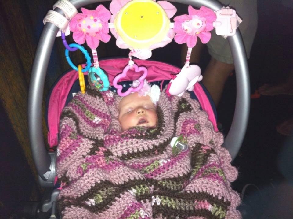 Skylar fell asleep waiting for her turn at indoor put-put golf .