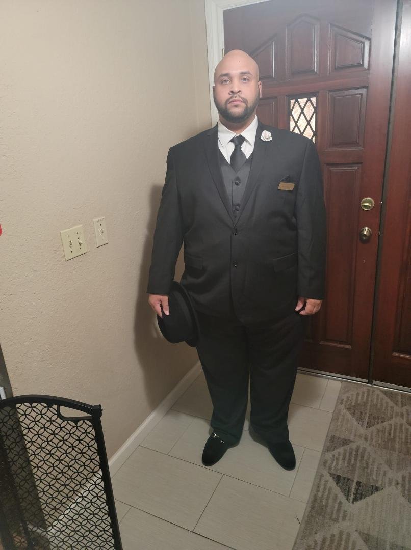 Today is special day it's my husband Darrnell McCoy Birthday Happy birthday it's more special than anything I thank God for your life and for blessing you to see another Birthday I love you my bear today is all about you ❤ 
