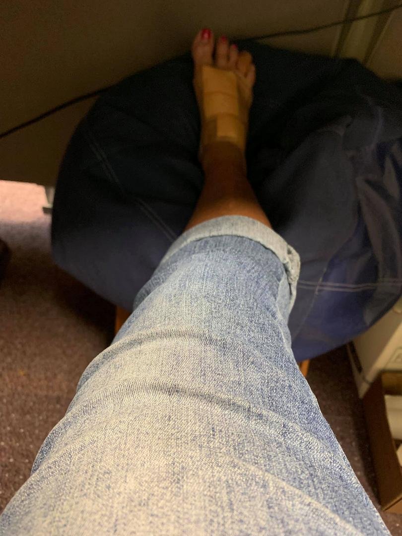 First full day back at work from the fire.... the gals here have fixed my desk up to make it comfy..... I don’t think they want me to miss anymore work. Lol. SRO family, you guys are awesome!!!