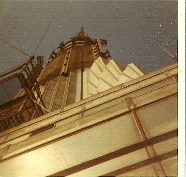 tried takeing a pic of the top of the empire st. building
