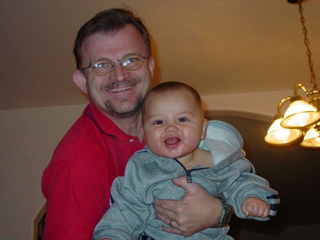 TBT! I thought that after the shot of Isaiah and me heading to football yesterday I'd post this throwback... What a difference 11 years makes! Taken March of 2003.