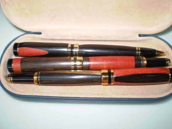 Jeff Wise's album, pens