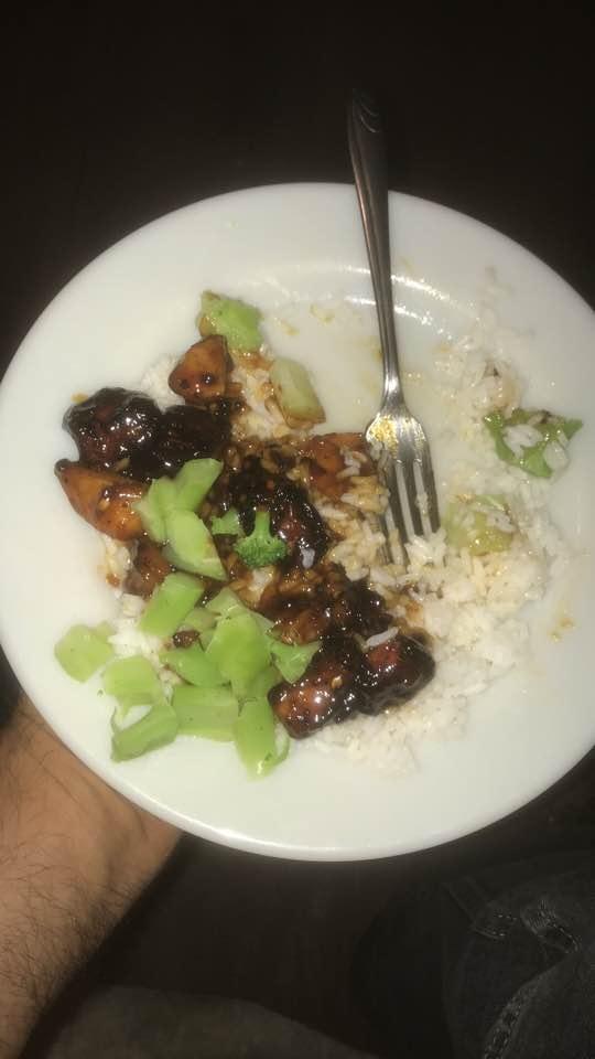 Gen. Yao’s chicken w/rice and broccoli