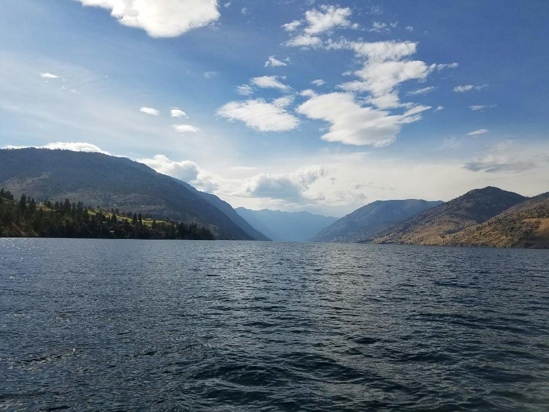 Went to Lake Chelan a couple of weekends ago...beautiful area and had a great time. Now I know where summer lives in Washington State!!