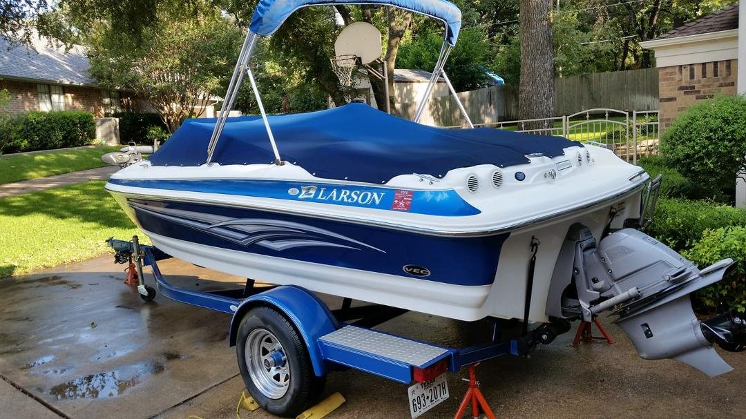 I need a good reputable boat mechanic to talk to about replacing inboard boat engine. Only serious reply's please. Looking for someone in or around Arlington.