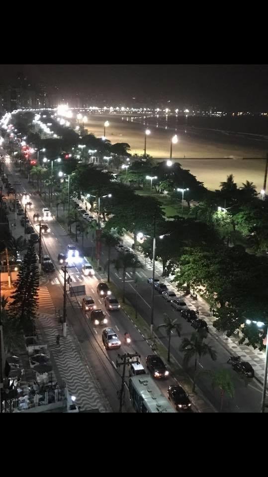 Noite em Santos.