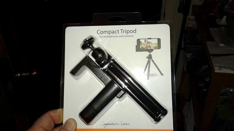 Look at what I just bought at Walgreens for $10, Woo hoo, Now all I gotta do is get some video editing tools, learn how to use them, and make some videos!