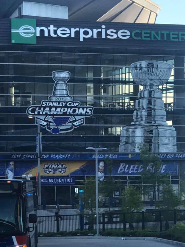 Love the look of the Enterprise Center! Proud to be a Blues fan!!! Congratulations STL Blues!!!