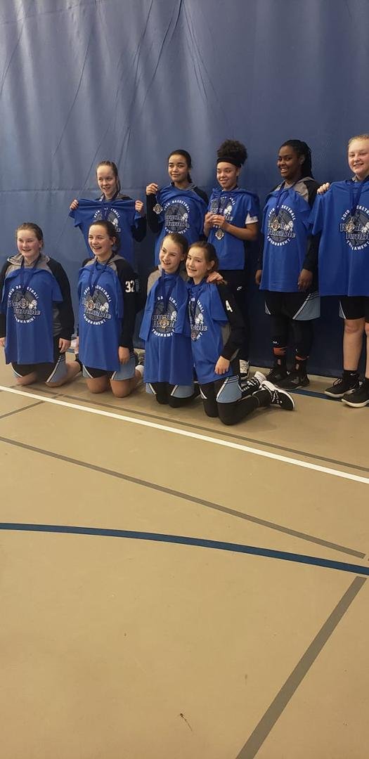 Volunteers took 1st place in Woodburty Tournaments. You all played hard ladies!!