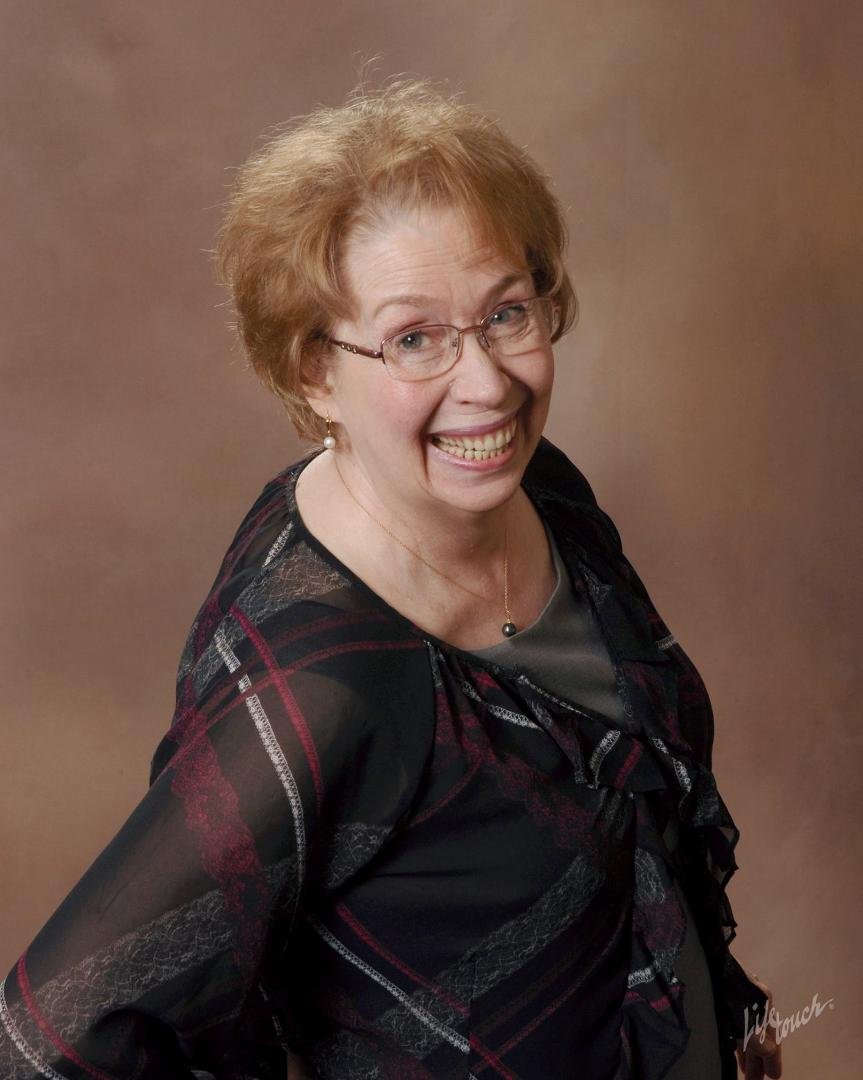 Since we had such a great time at the Church Directory Photo Shoot, I had to share this silly shot. We are getting old... having your picture made is a big event for us folks. I guess we don't get out enough.
SO, Brenda And