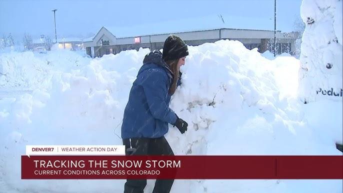 Dear 9 News,
Thanks for warning us about the 2 Feet of Snow. Thou next time can you let us know that it will happen in the first ten minutes!!