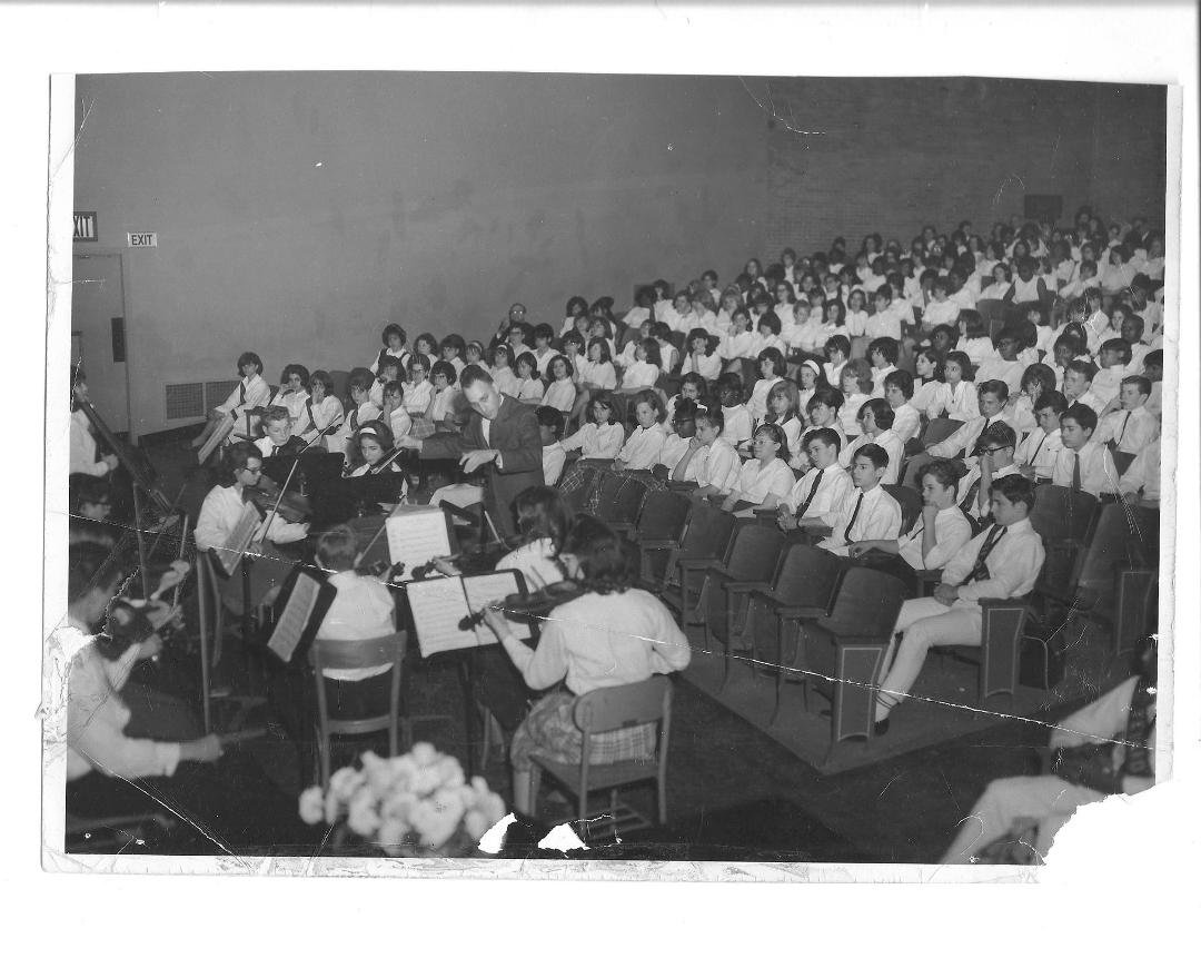 Anyone know the year of this Tetard assembly concert? And, who among you were in this group?