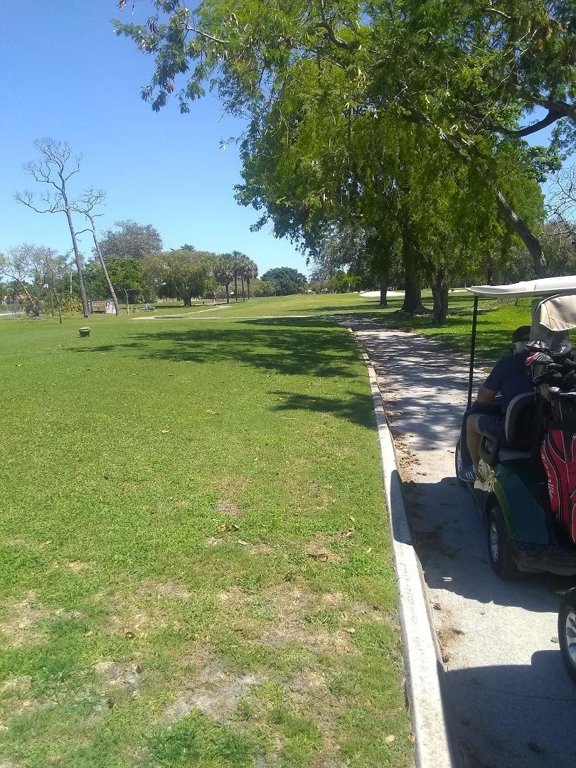 It's a beautiful day for golf it's nice to see the parks in the course is opened up even some of the restaurants