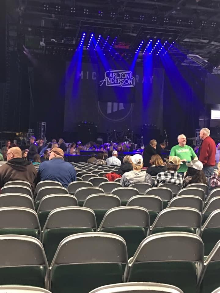 19th row, on the floor, waiting 😀🍸