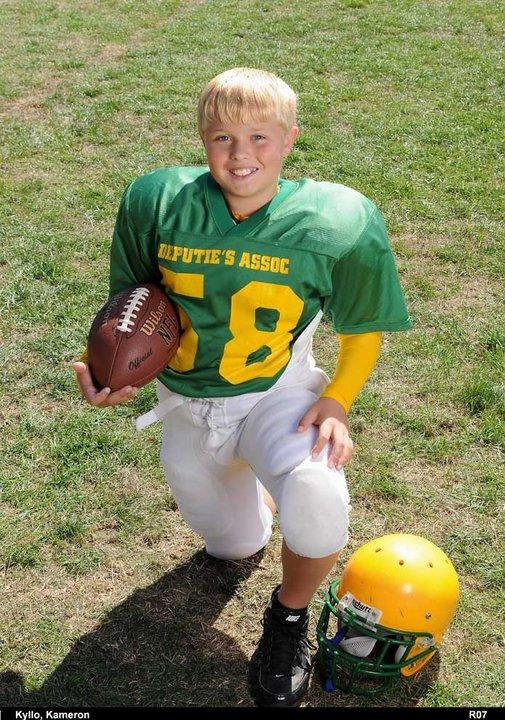 Kameron, the center for the Deputies