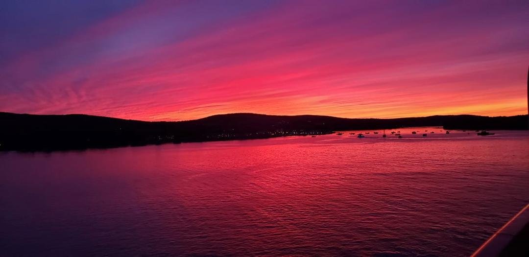 The sky at sunset at Bar Harbor, Maine!🌅
