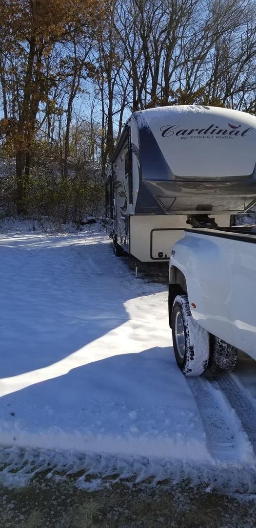 Ready for the long 3 day trip.  19 degrees in Missouri today. Hope we can get out of the storage lot!!!!
