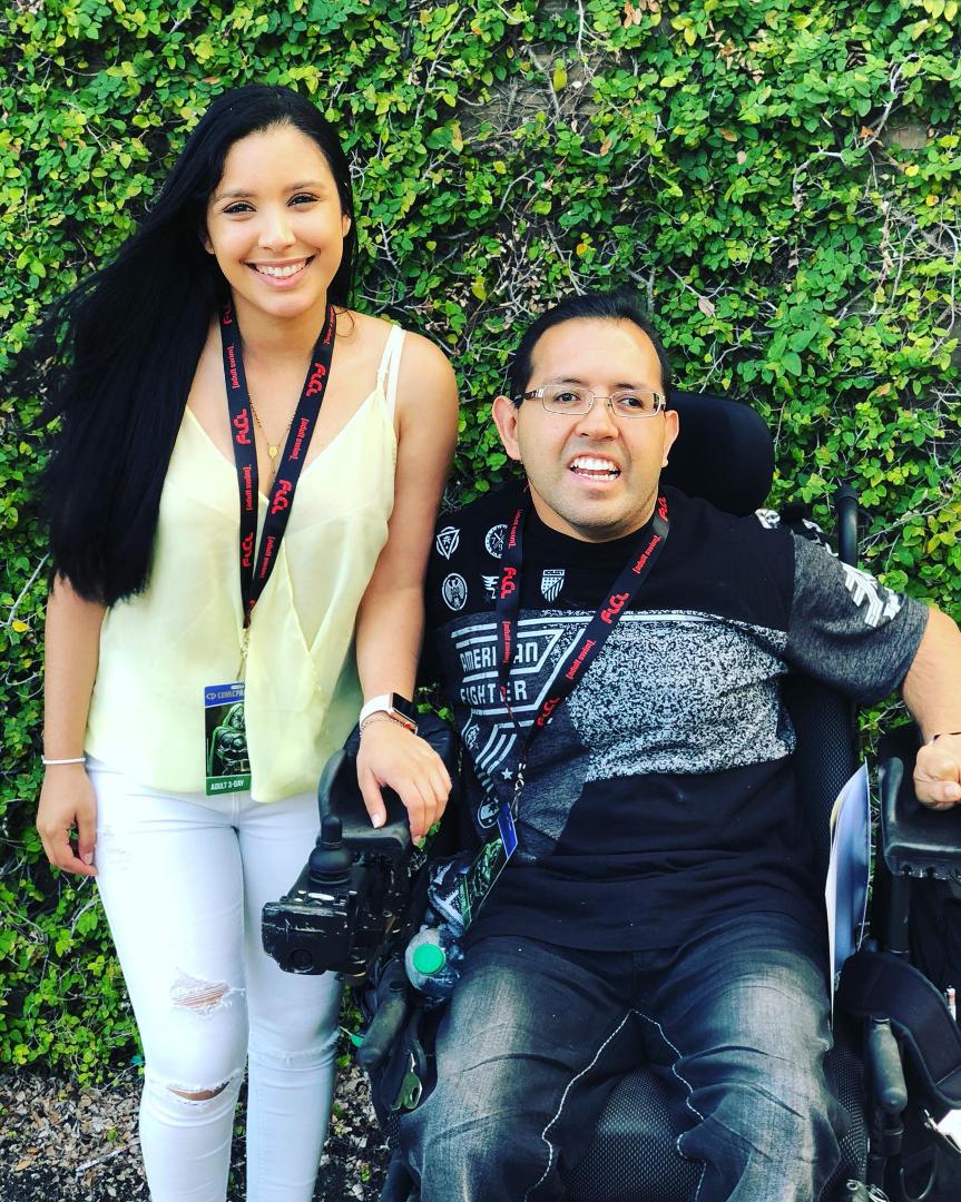 Diana and I at Comicpalooza!!! 😃😃😃