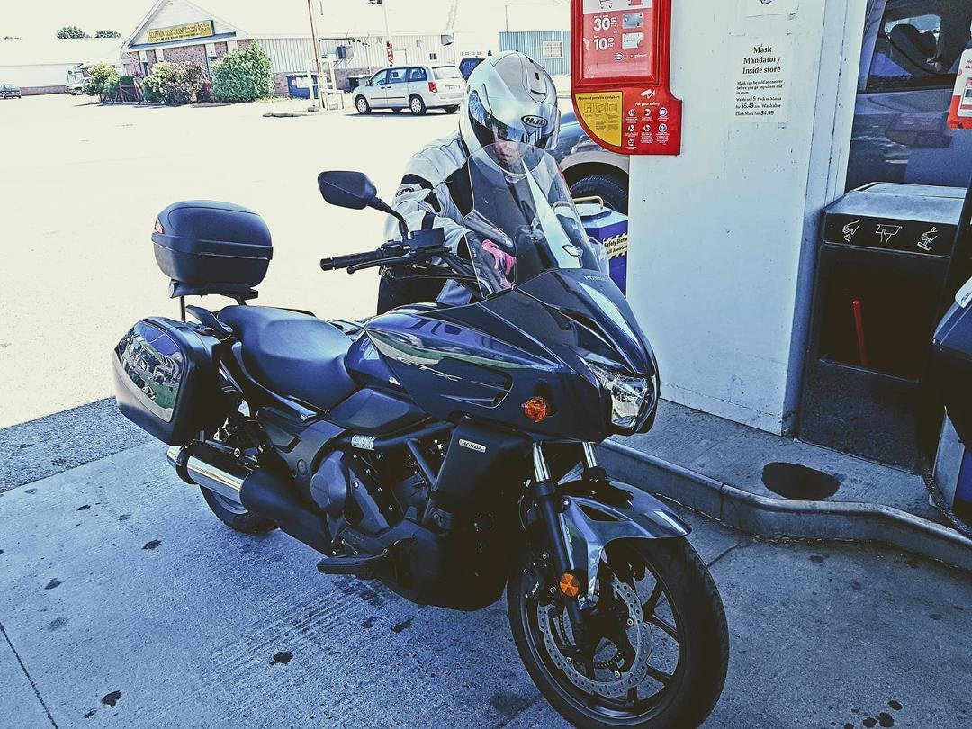 Of course, after a 225 km run, the Honda needs fuel.