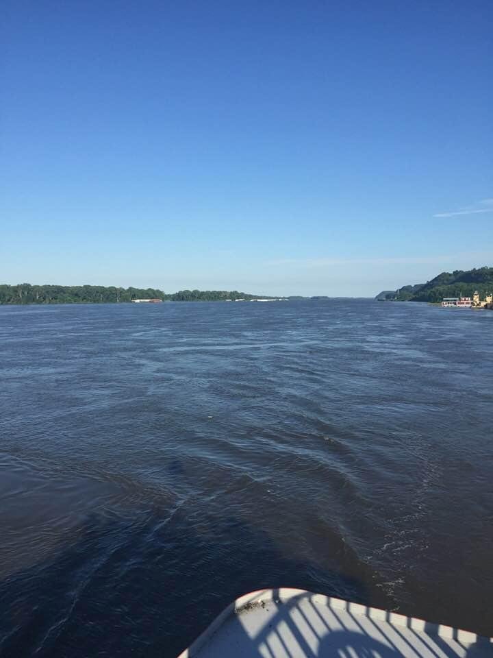 Cruisin’ down the Mississippi at Hannibal. A lot of Mark Twain history here.