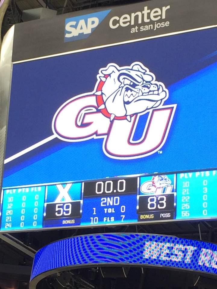 And we're off! Headed to Phoenix for Final 4!!! See all you there for some more fun 🏀🏀🏀