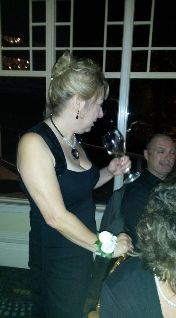 One hot mama of the bride