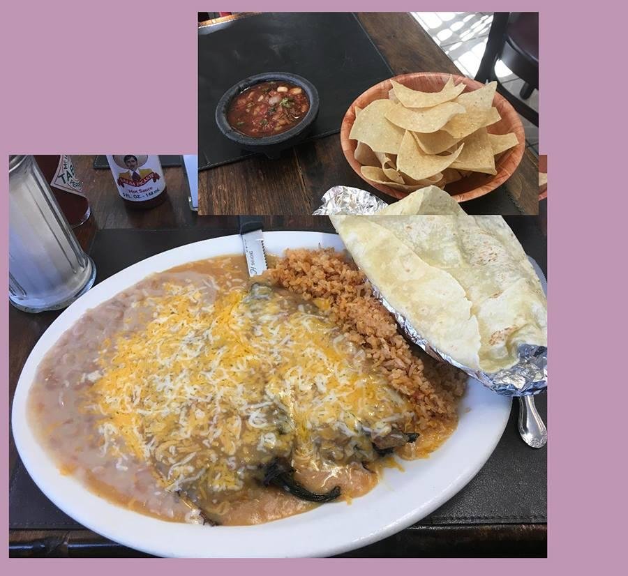 Slowly getting around to trying every eatery in town. This one a couple days ago at Neo's Deep Creek. Chile Relleno and chips and salsa. Very good.