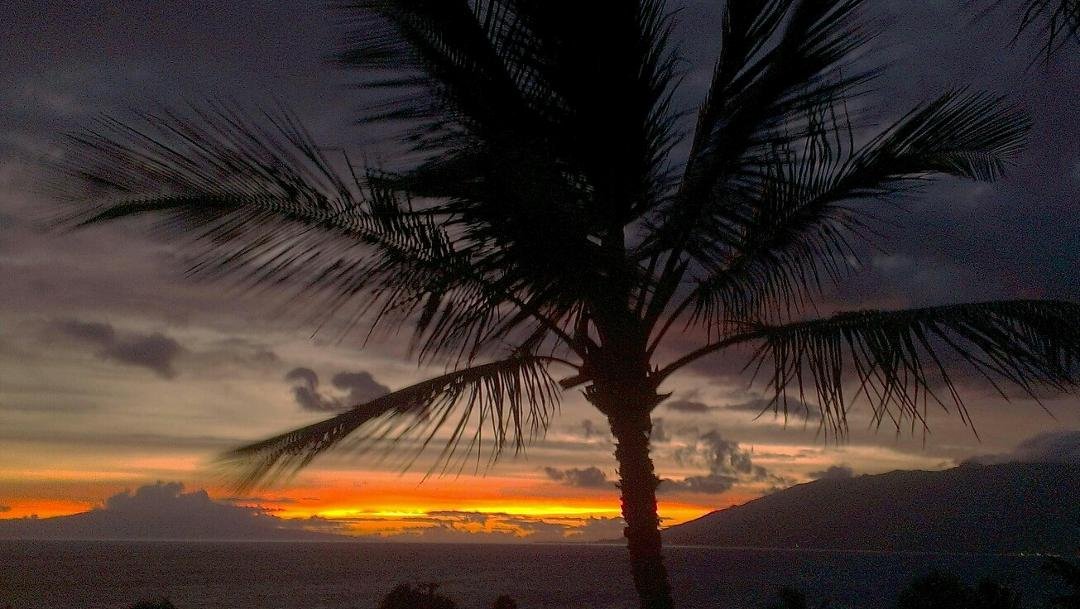 Another beautiful sunset! And more fun fun on Maui!!!