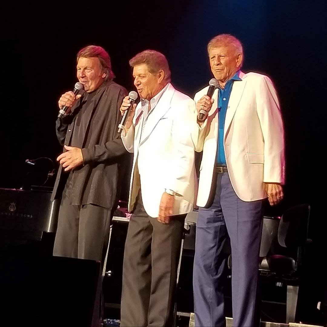 Great concert today...
The Golden Boys.