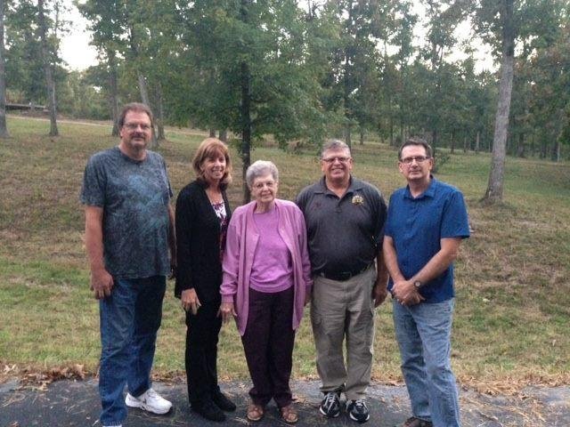 My mom and the 4 od us, Richard, Mary, Mom, Robert and Lee.