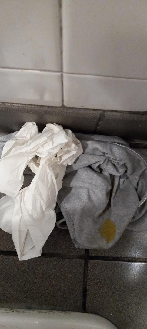 May I rant? Well I'm gonna anyway.Found this nastiness in a public bathroom. Sickening and so so unsanitary. Honestly who craps their undies and just leaves them on the floor!!!
If I didn't need to use the bathroom so bad I