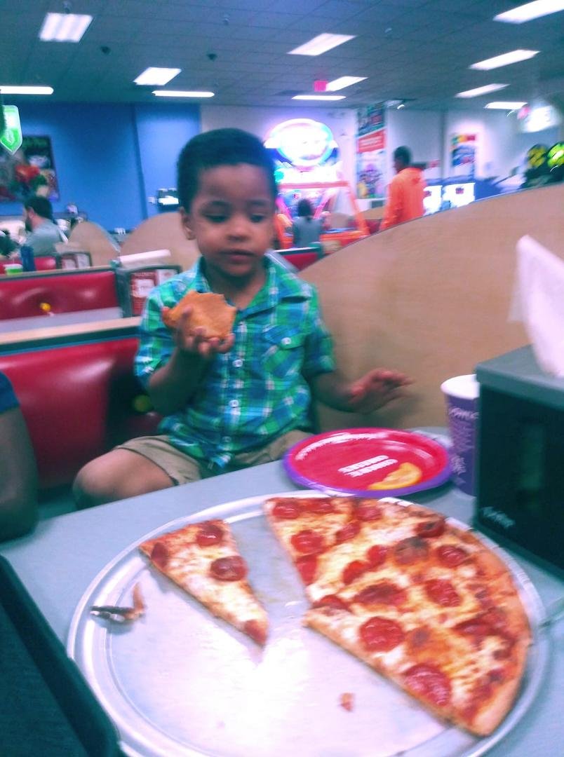 MY BOII HAPPY 5 BIRTHDAY MY BIG MAN..U HAVE CAME SO FAR PAPI AND HAVE ALOT TO ACCOMPLIS U SHOOT FOR THE SKY AND ALWAYS SHOW LOVE TO EVERYONE U MEET I LOVE U PAPI HAPPY BIRTHDAY ITS MOMMY AND HER 5 CUBS AGAINST THE WORD....