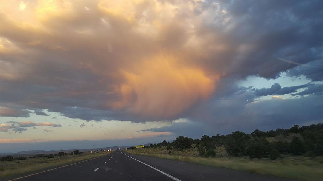 Yesterday....isn't this sky just beautiful?