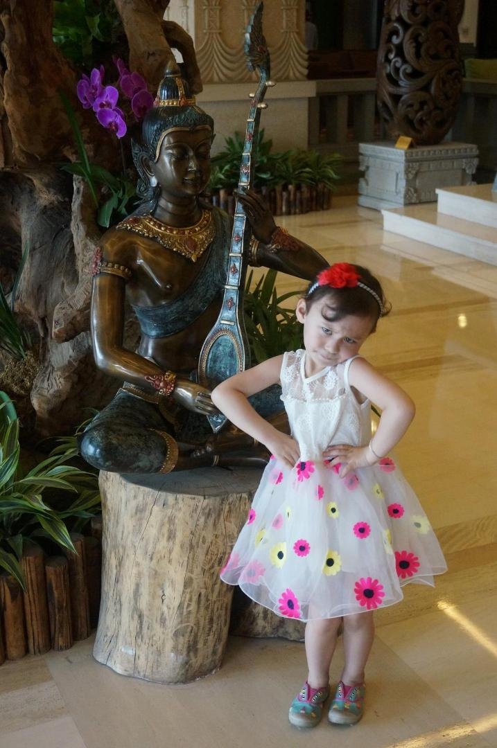 Erin posing...we were at the hotsprings resort near Xiamen....had a great time!!