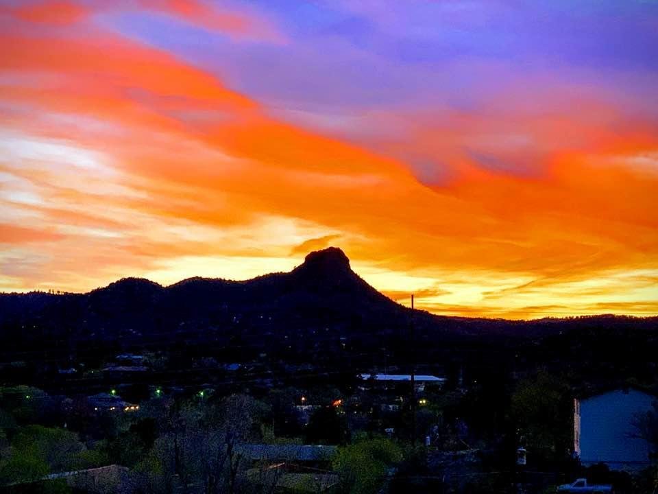 To all my friends and family on this here Facebook, happy Easter and hope you receive all God’s blessings on this and all days! This pic is Thumb Butte, Prescott Az from my deck! Quite an artist god is! ✌🏻