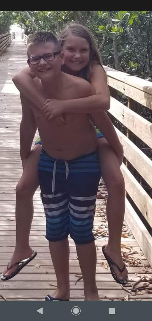 Love my grandkids!!!!!! Miss you both so much!