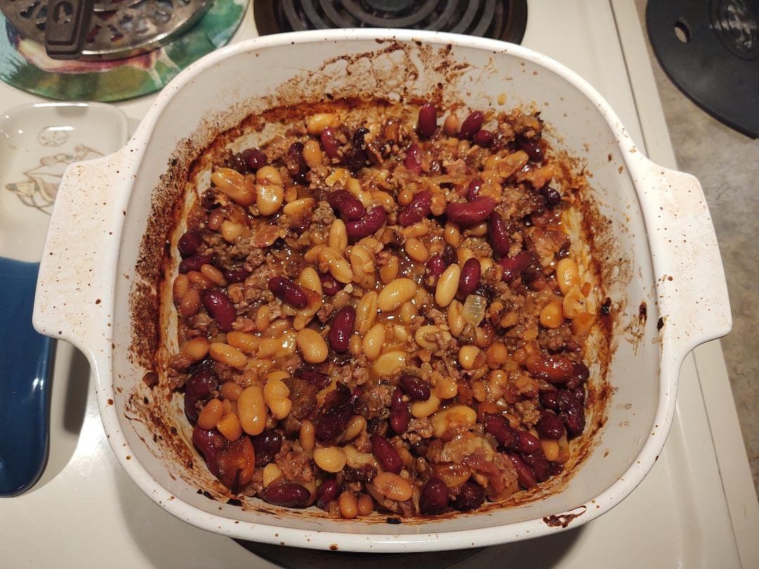 What's for supper Mimi? Old Settlers Bean Stew. Lynn made this years ago when Crystal was very little. Crystal asked me what was in it and I told her "Old Settlers". I don't think she ate any of it 😀.