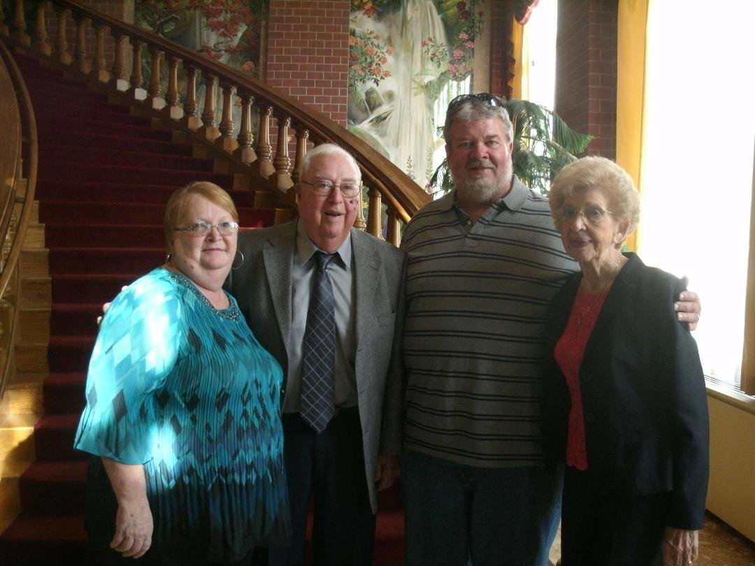 Roger Logan & Myrt Logan at the Cornhuskers hotel the day of Kayte and Kevins wedding