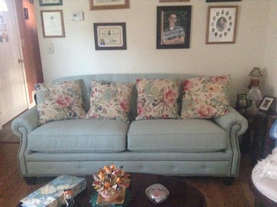 Our new couch is here, Hershey is to small to jump up haha.