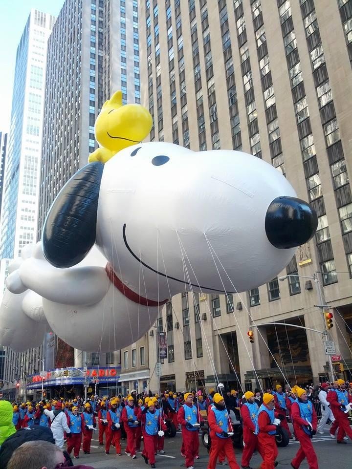 Snoopy is in the house!! At the parade!!