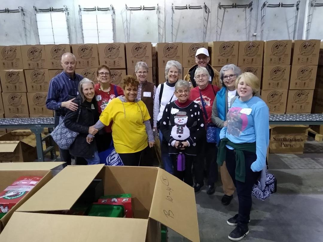 This Group from Gettysburg 1st Baptist Church plus me. Processing center on 13 December. Had a great time.