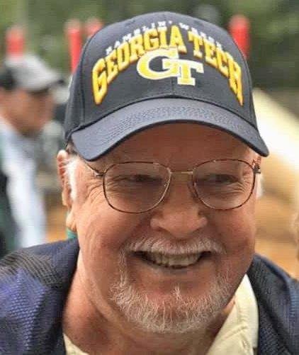 This handsome man is celebrating his birthday today. HAPPY BIRTHDAY my love.