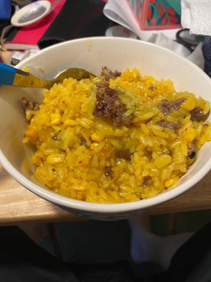 Leftovers (mostly) tonight.
Had a lot of Yellow Rice leftover. Sooo, browned up about 1/3 pound, Ground Turkey. I always made small Zip Log Bags whenever I buy Ground Turkey).
Diced Onions. When it was all hot, I poure